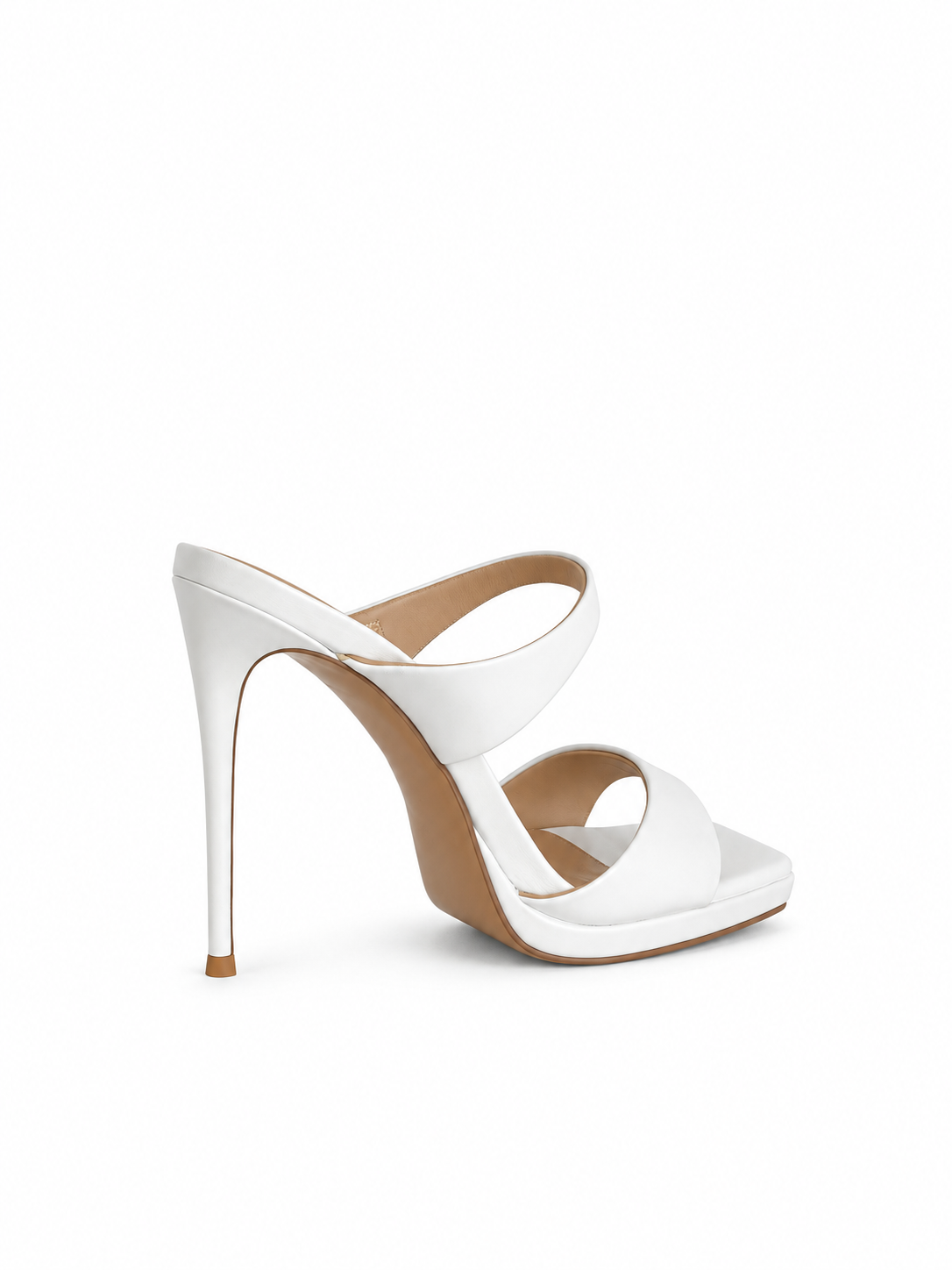 White leather heeled sandals with crossed straps, open toe, stiletto heel